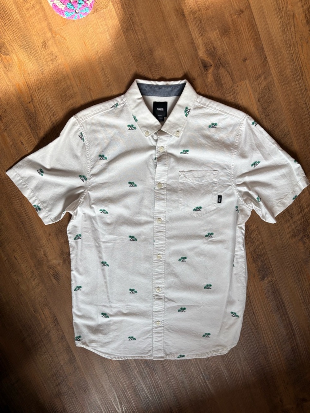 Vans White Short-Sleeve Button-Down with Green Palm Motif